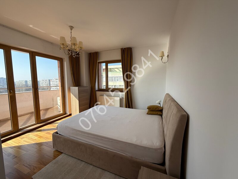 Pajura, Monte Carlo Palace, Baiculesti, 1 km Casa Presei Libere, parcare.