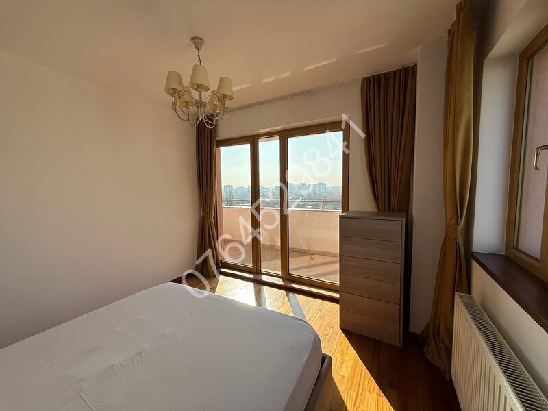 Pajura, Monte Carlo Palace, Baiculesti, 1 km Casa Presei Libere, parcare.