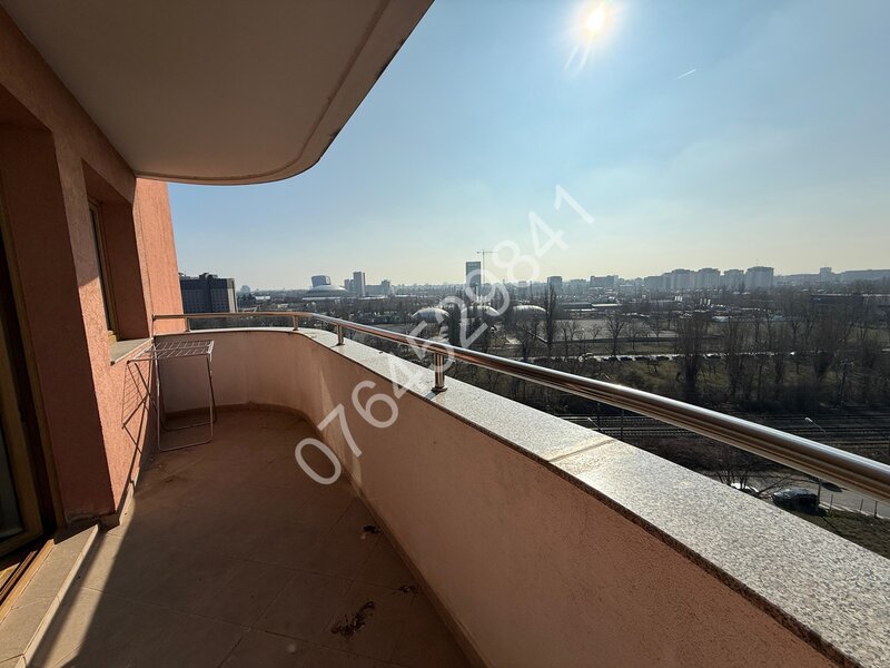 Pajura, Monte Carlo Palace, Baiculesti, 1 km Casa Presei Libere, parcare.