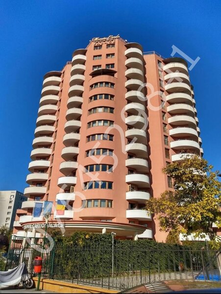 Pajura, Monte Carlo Palace, Baiculesti, 1 km Casa Presei Libere, parcare.